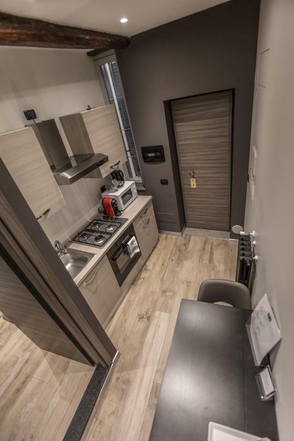 Suite 11 Near Duomo มิลาน ภายนอก รูปภาพ